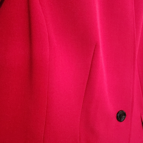 Red fully lined red blazer - Picture 4 of 8